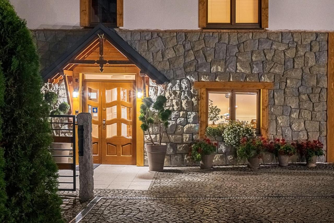 Villa Zrodlo & Spa Криница-Здруй Екстериор снимка